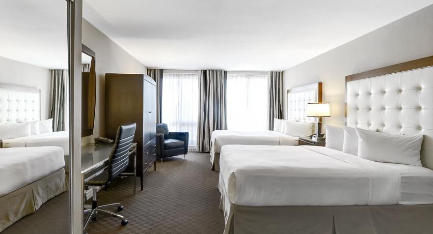 Studio  1 ½ 2 Queen